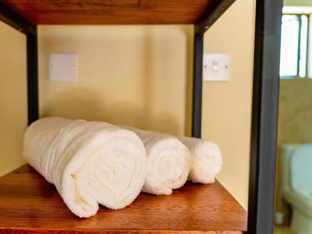 The Shrub Lodge Victoria Falls Phòng bức ảnh