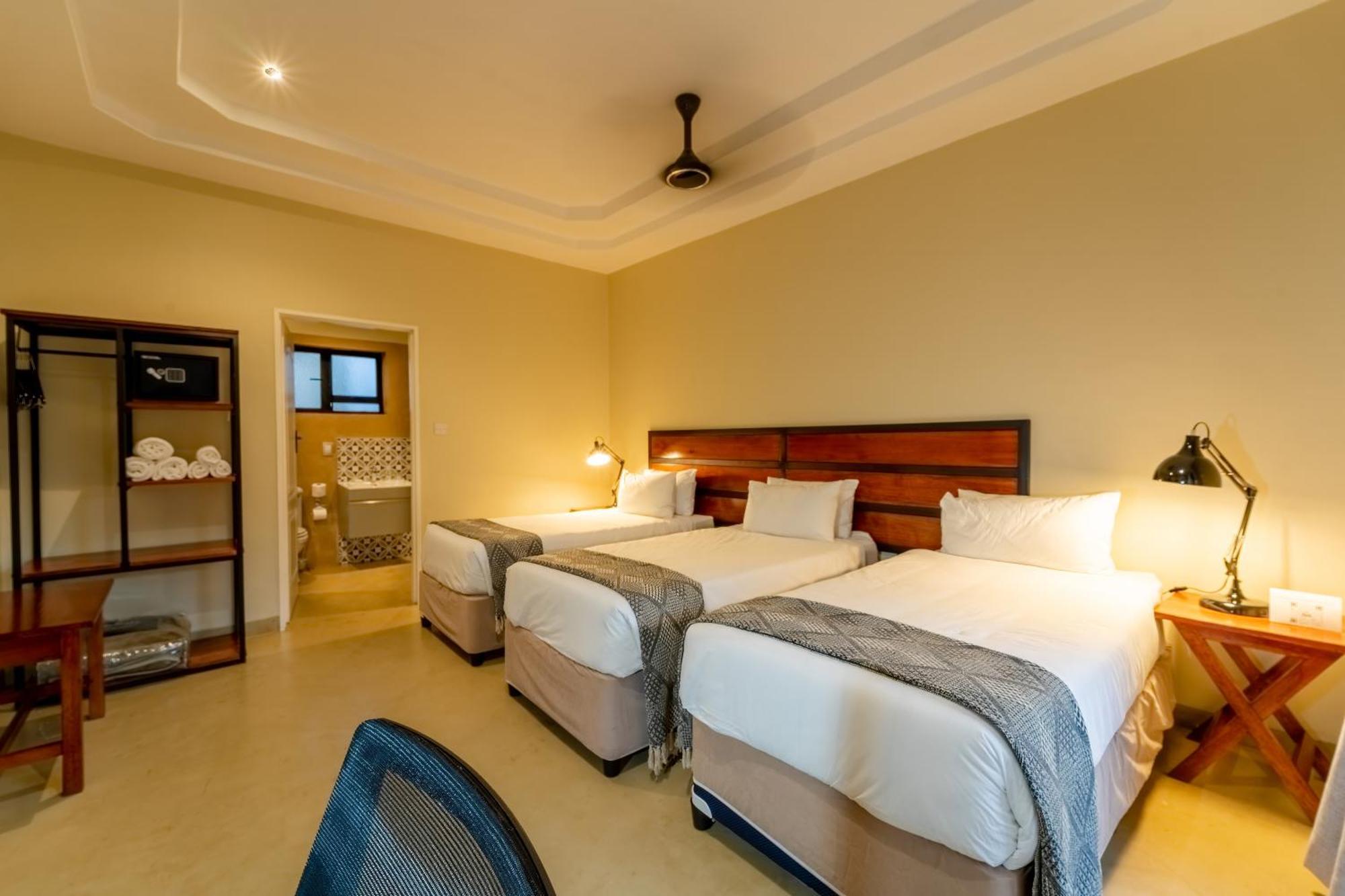 The Shrub Lodge Victoria Falls Ngoại thất bức ảnh