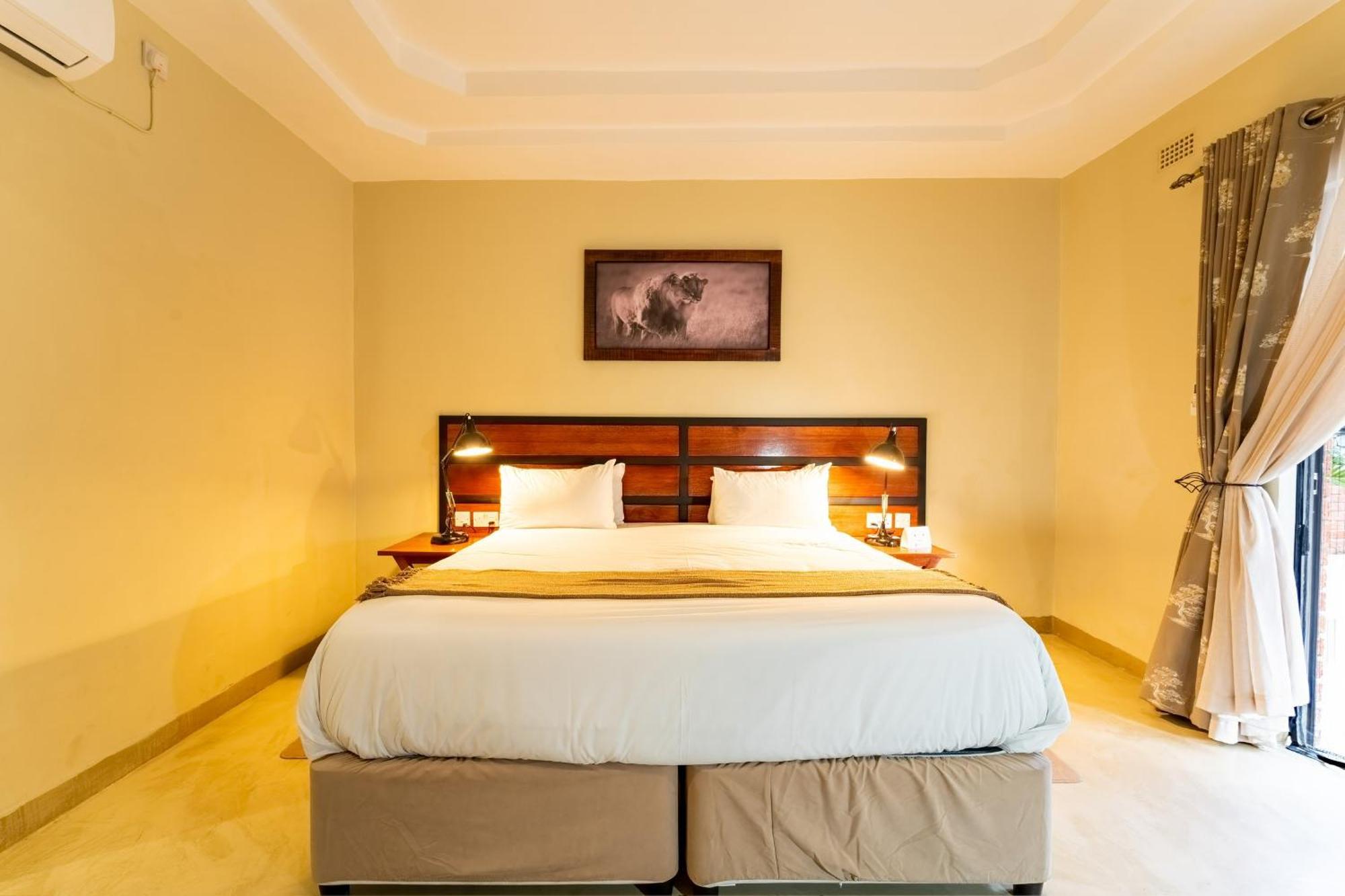 The Shrub Lodge Victoria Falls Ngoại thất bức ảnh